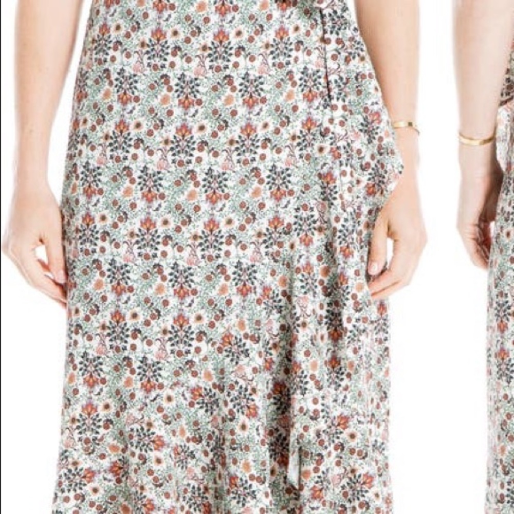 Max Studio Patterned Ruffle Front Wrap Dress - image 5